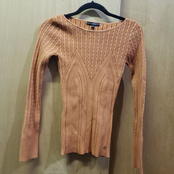 GUESS Women's Julie Long Sleeve Sweater
orange long-sleeved ribbed knit
SZ M
JJJ - Picture 3 of 7